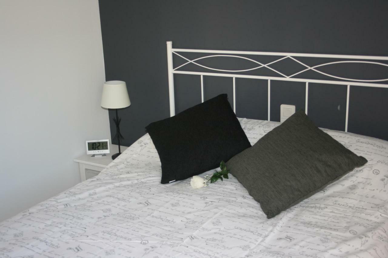 Appartement Ésera Dos Catedrales à Vilanova i la Geltrú Extérieur photo