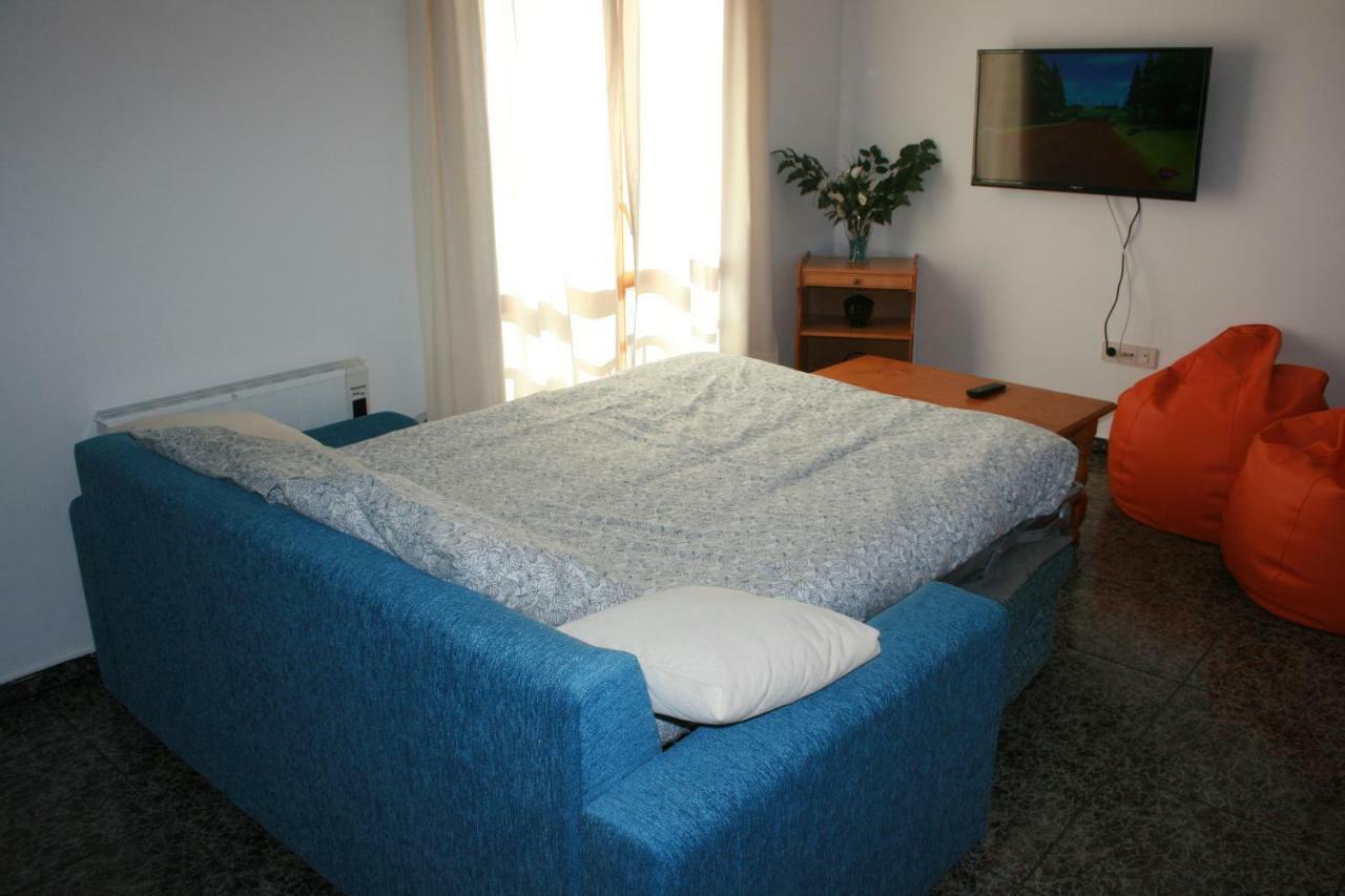 Appartement Ésera Dos Catedrales à Vilanova i la Geltrú Extérieur photo